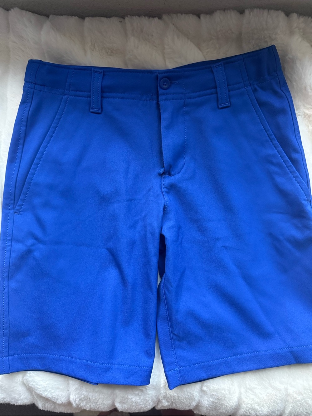 Under Armour UA Match Play Youth Golf Athletic Shorts NWOT Small Blue